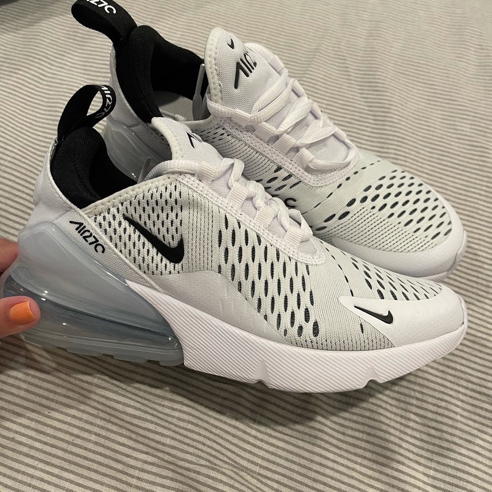 Air Max 270